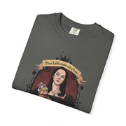 Gothic Fashion Tee - Darkly Elegant Unisex T-shirt for Halloween