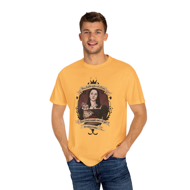 Gothic Fashion Tee - Darkly Elegant Unisex T-shirt for Halloween