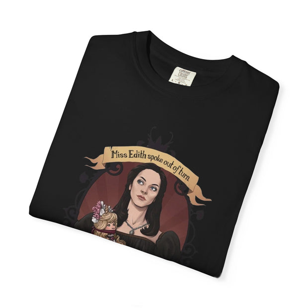Gothic Fashion Tee - Darkly Elegant Unisex T-shirt for Halloween