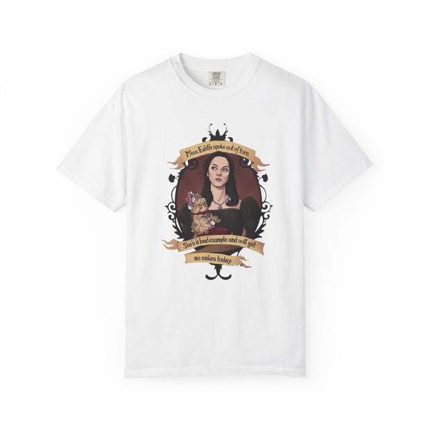 Gothic Fashion Tee - Darkly Elegant Unisex T-shirt for Halloween